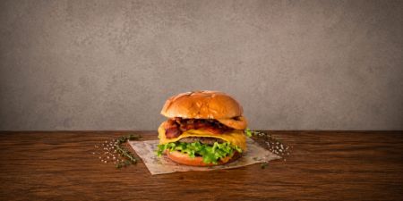 X-SALADA PEITO BACON